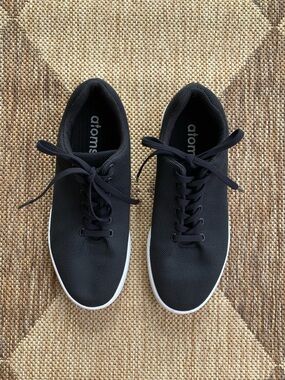 Atoms Model 000 Black Knit Sneakers Men’s 8.25, Women’s 9.75